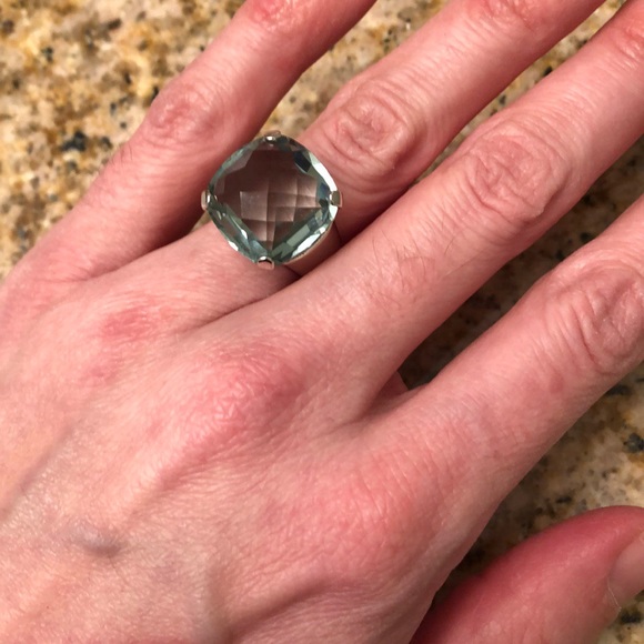 Gorgeous ring hate to part with it - Picture 5 of 6